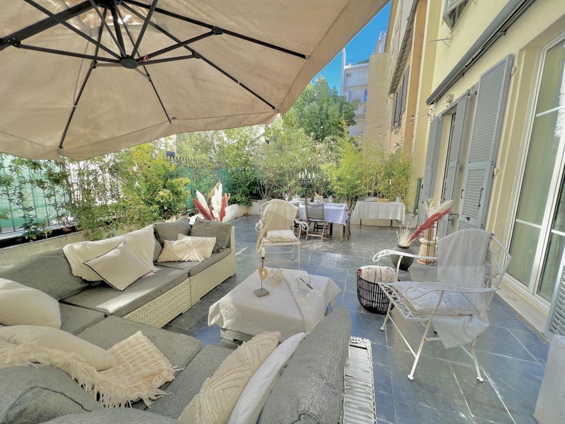 Superbe Appartement De 105 M2, Hyper Centre Avec Terrasse, Parking, A 5 Min De La Mer Nice Exterior photo