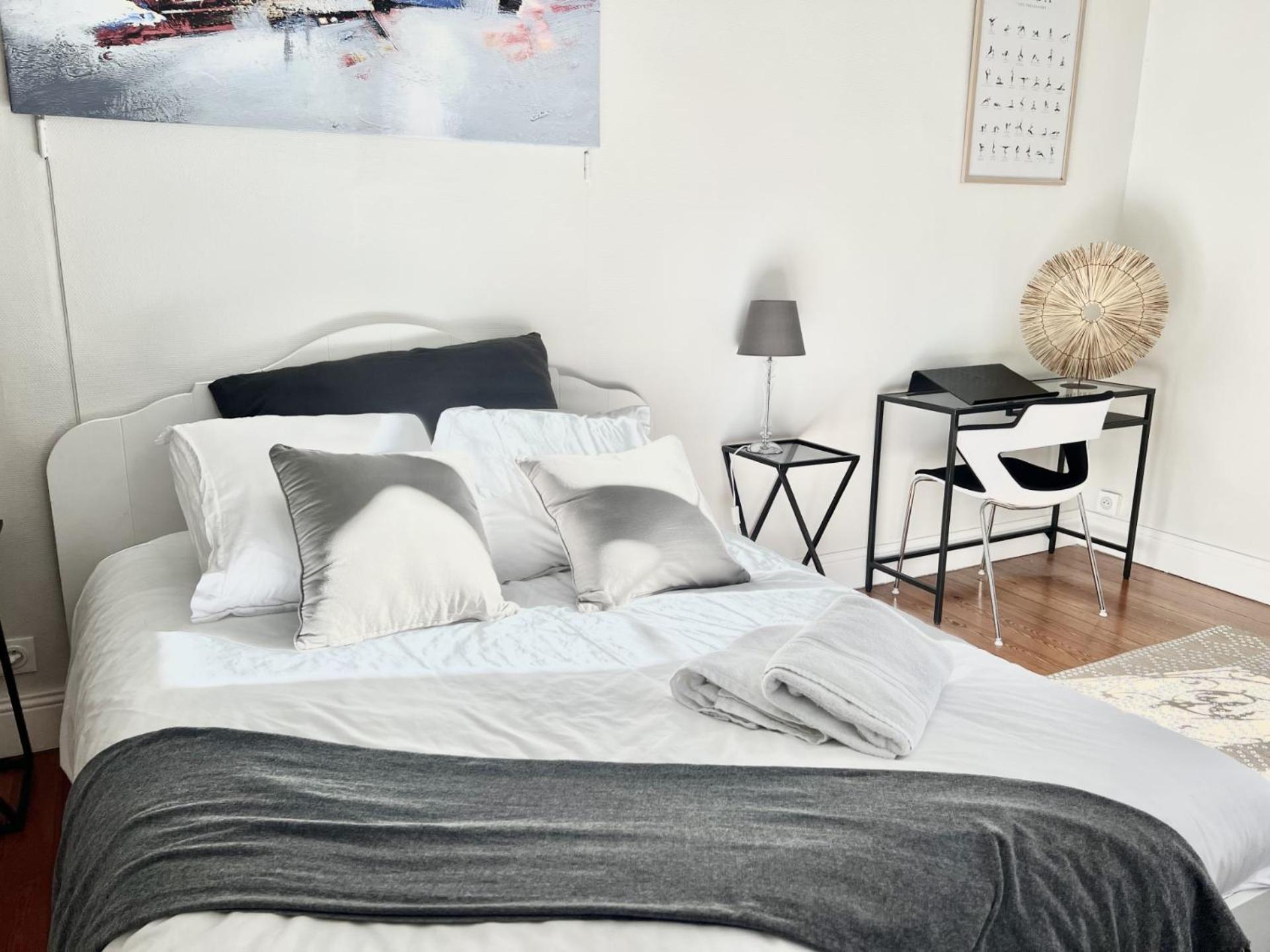 Superbe Appartement De 105 M2, Hyper Centre Avec Terrasse, Parking, A 5 Min De La Mer Nice Exterior photo